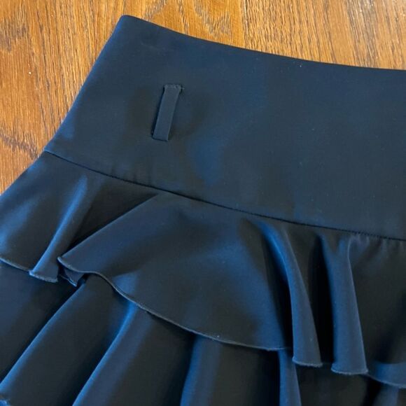 Express Design Studio black tiered mini skirt size 00 - Picture 3 of 8